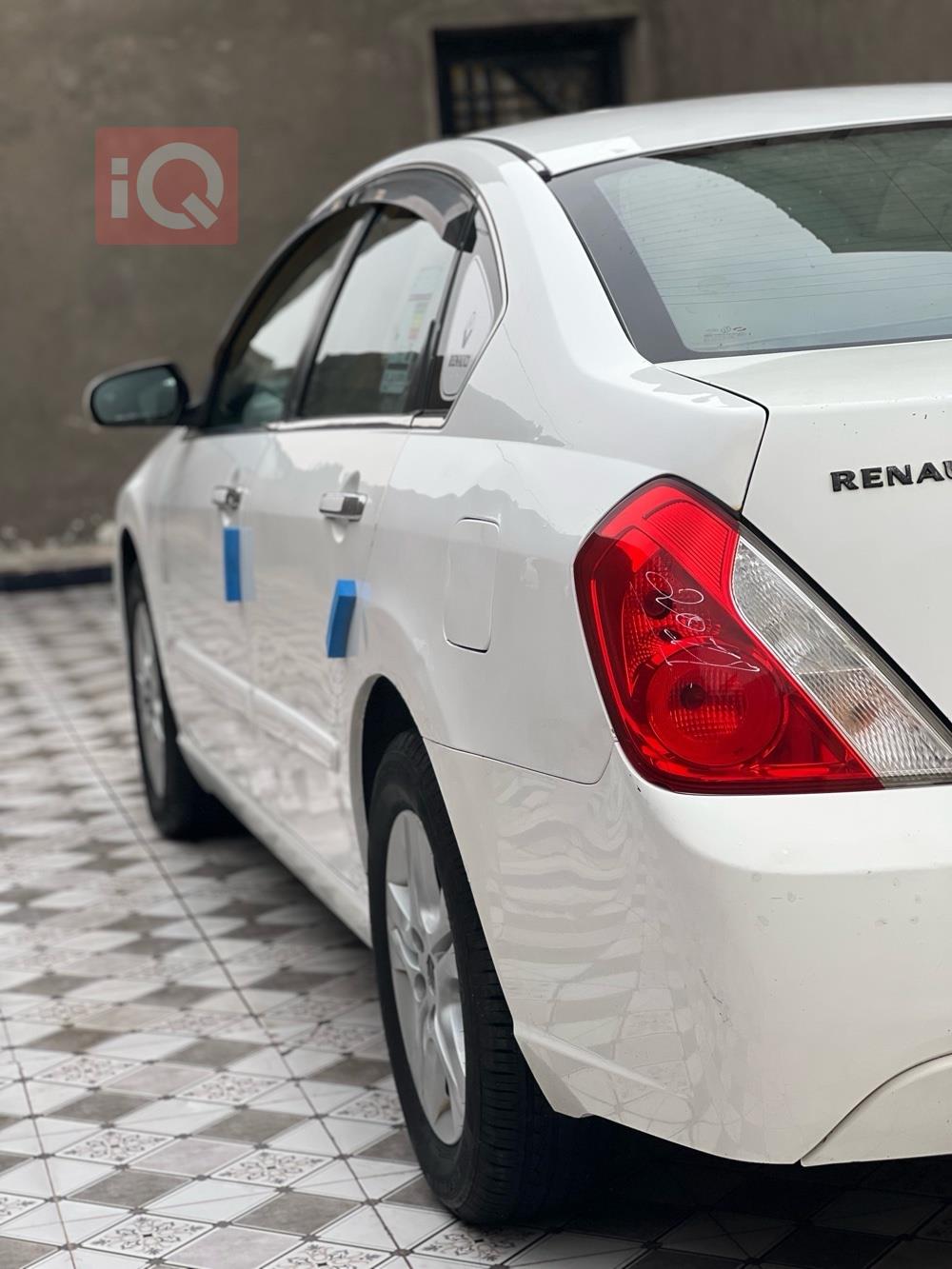 رينو سافران